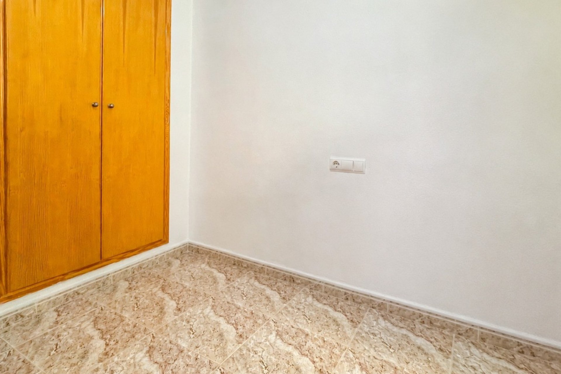 Reventa - Apartamento / Dúplex - Torrevieja