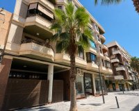 Reventa - Apartamento / Dúplex - Torrevieja