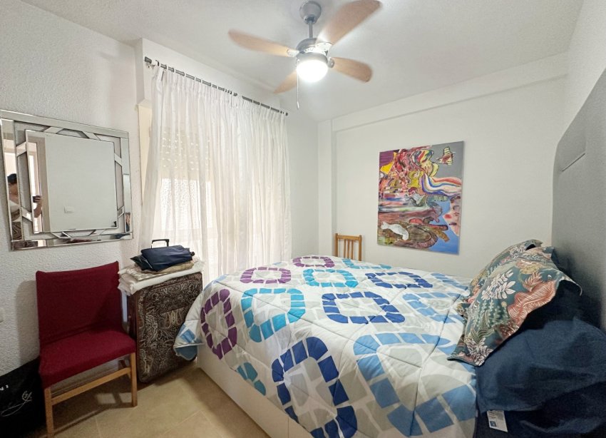 Reventa - Apartamento / Dúplex - Torrevieja