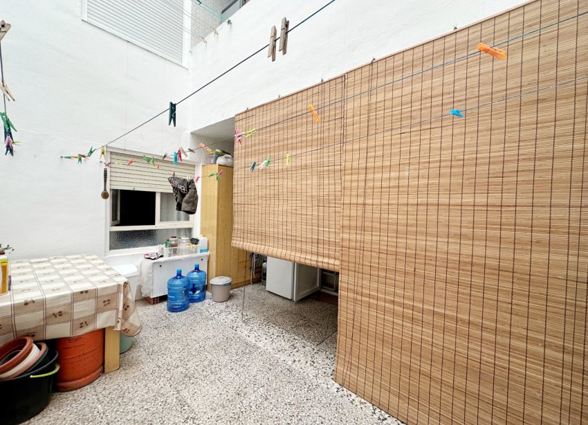 Reventa - Apartamento / Dúplex - Torrevieja