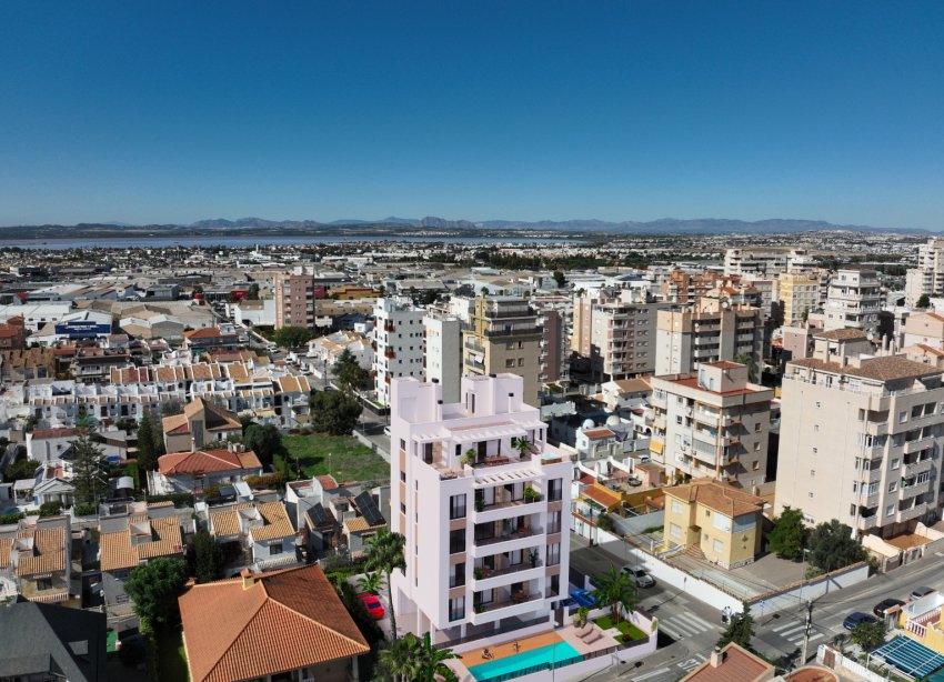 Reventa - Apartamento / Dúplex - Torrevieja