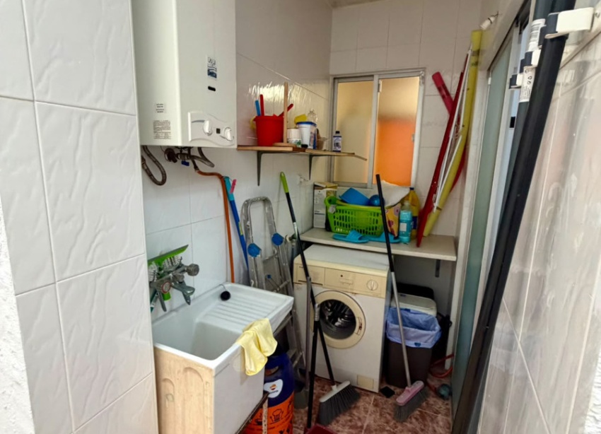Reventa - Apartamento / Dúplex - Torrevieja