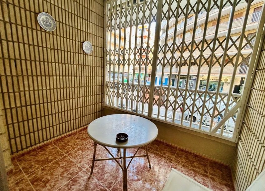 Reventa - Apartamento / Dúplex - Torrevieja