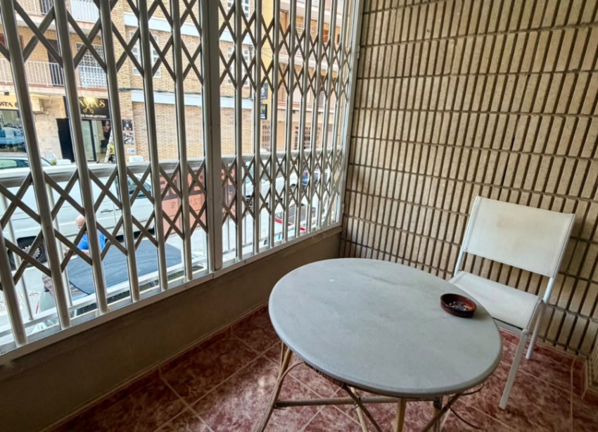 Reventa - Apartamento / Dúplex - Torrevieja