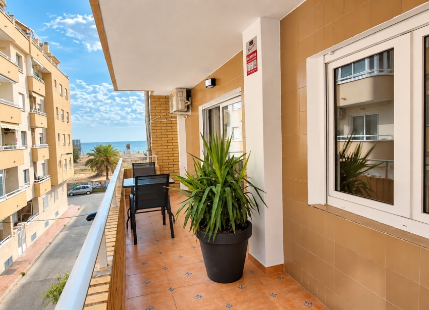 Reventa - Apartamento / Dúplex - Torrevieja