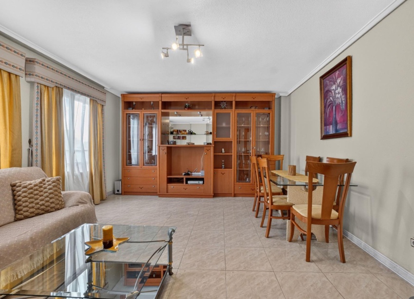 Reventa - Apartamento / Dúplex - Torrevieja