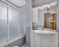 Reventa - Apartamento / Dúplex - Torrevieja
