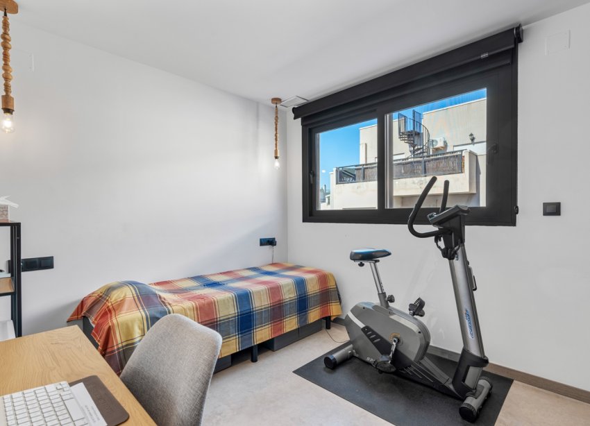 Reventa - Apartamento - Formentera del Segura