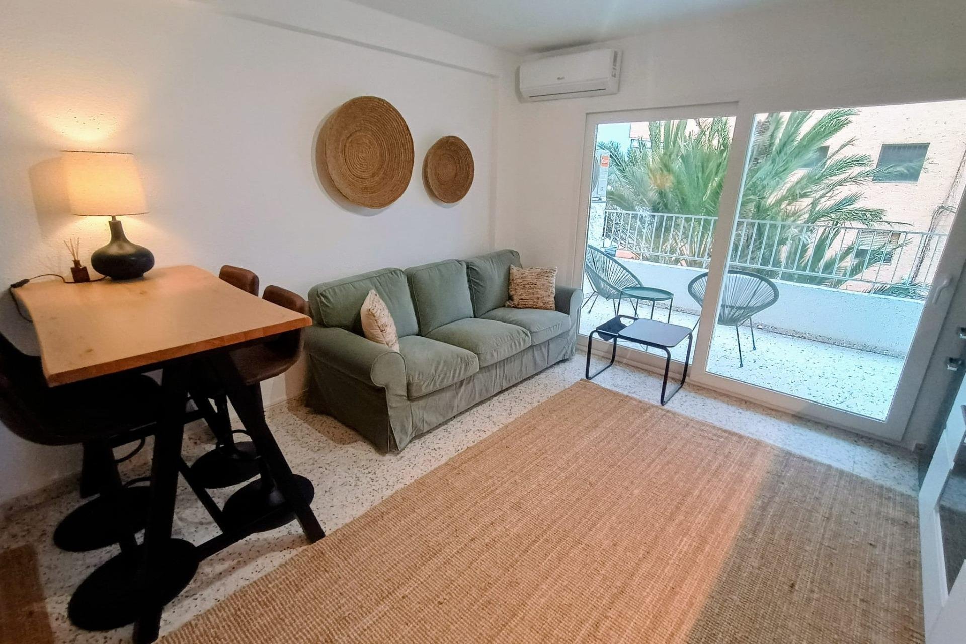 Reventa - Apartamento - Guardamar del Segura - Urbanizaciones