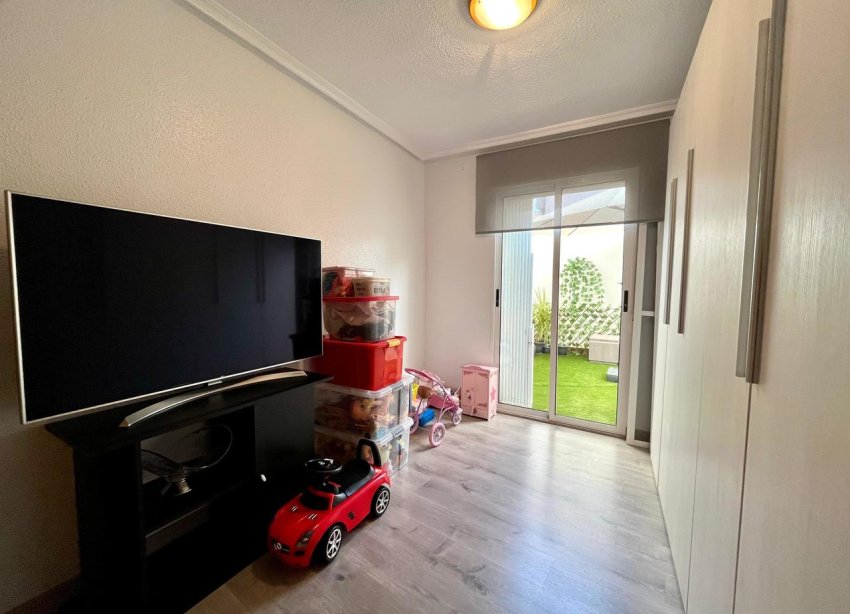 Reventa - Apartamento - ﻿Torrevieja (Alicante) - Torrevieja