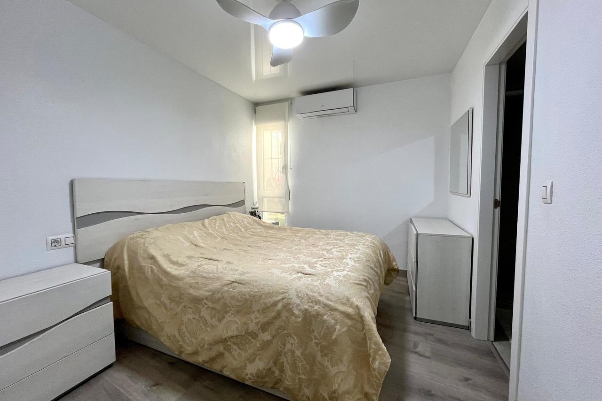 Reventa - Apartamento - ﻿Torrevieja (Alicante) - Torrevieja