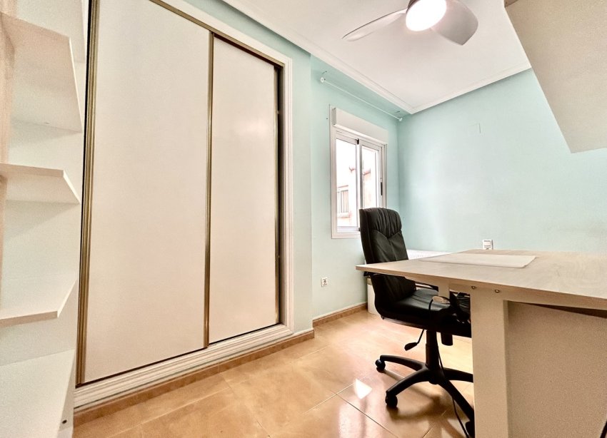 Reventa - Apartamento - ﻿Torrevieja (Alicante) - Torrevieja