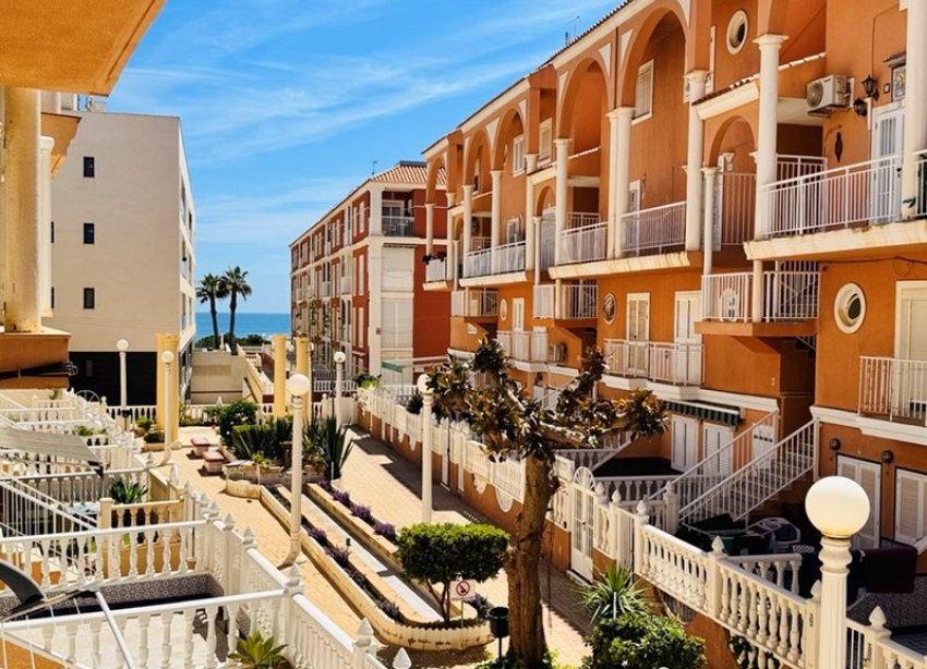 Reventa - Apartamento - La Mata