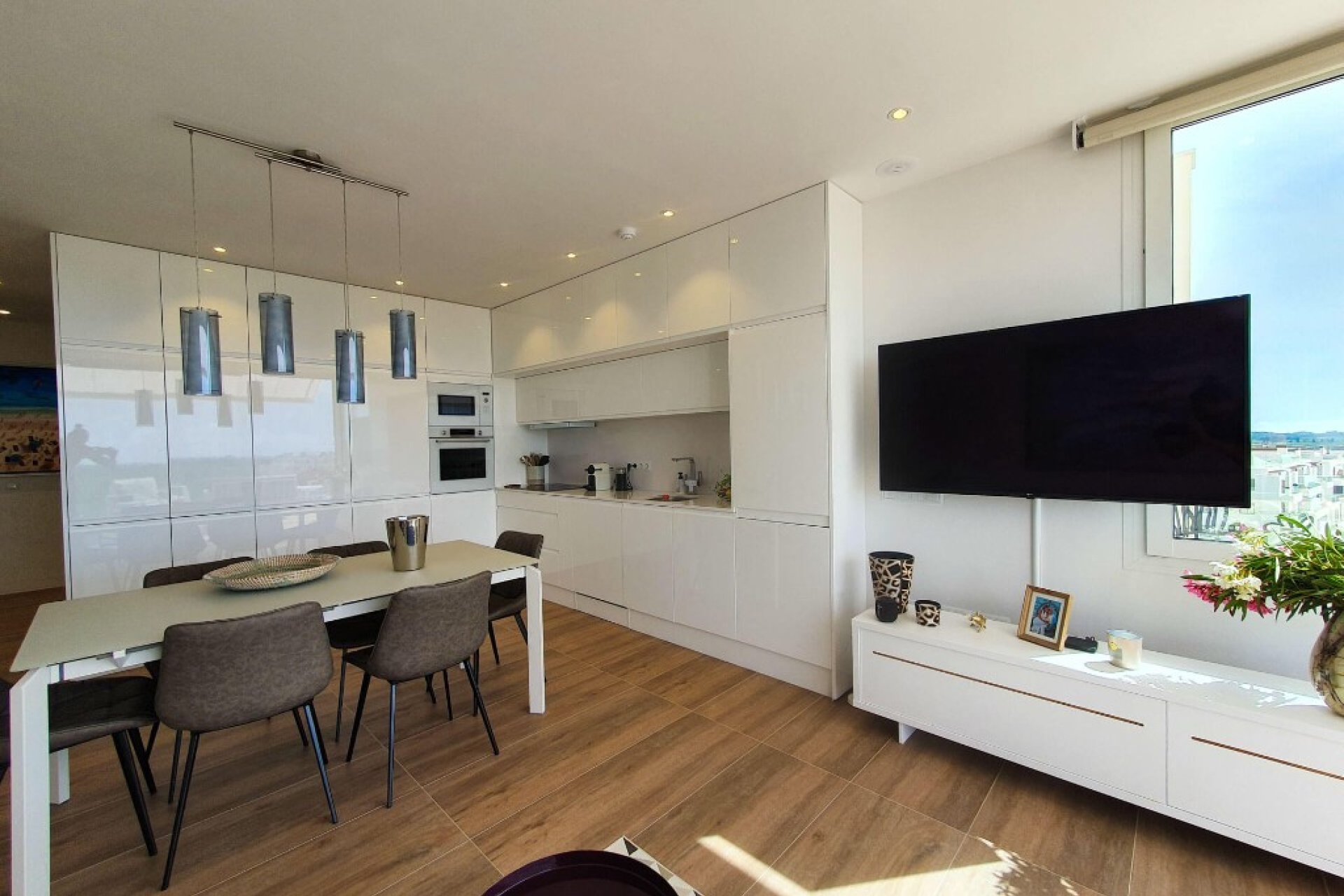 Reventa - Apartamento - Las Colinas - Las Colinas Golf