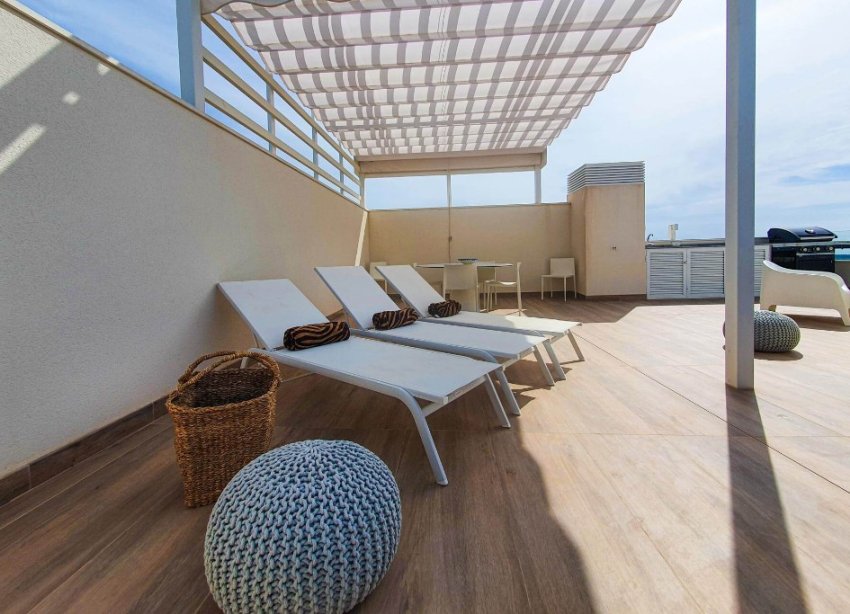 Reventa - Apartamento - Las Colinas - Las Colinas Golf