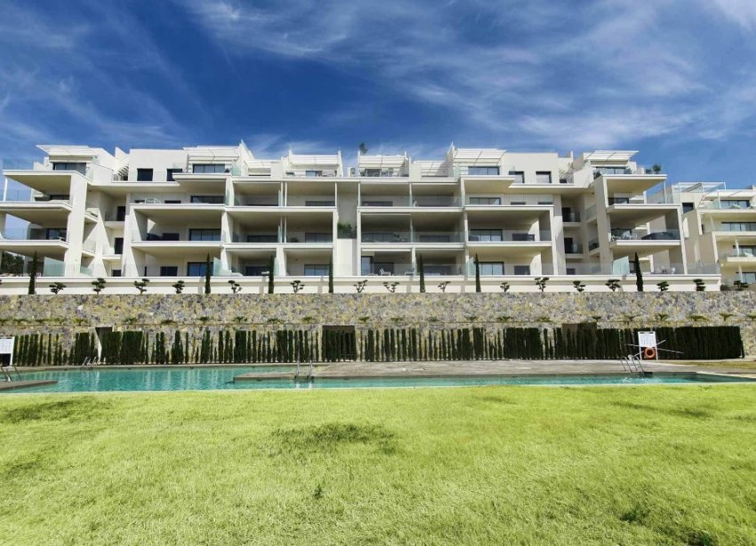 Reventa - Apartamento - Las Colinas - Las Colinas Golf