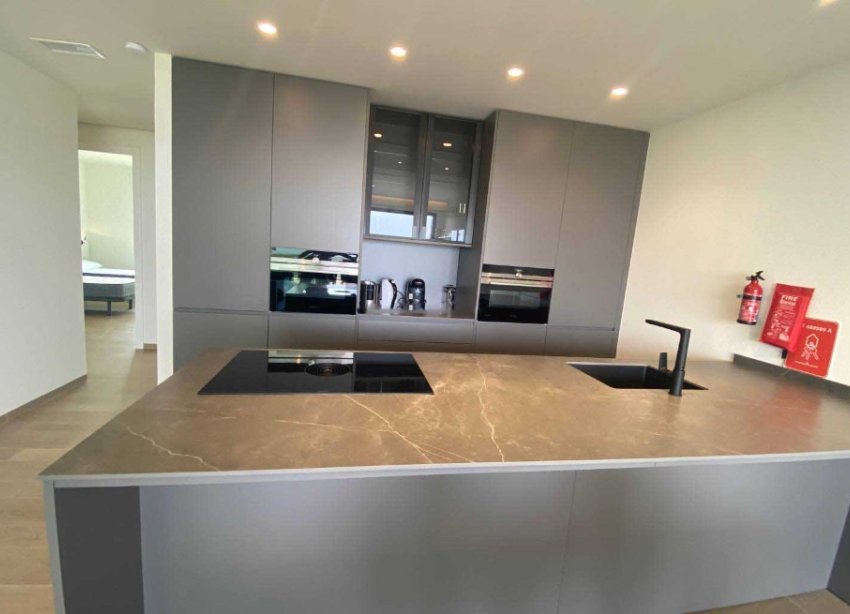 Reventa - Apartamento - Las Colinas - Las Colinas Golf