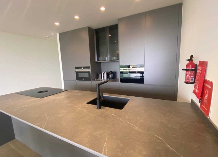 Reventa - Apartamento - Las Colinas - Las Colinas Golf