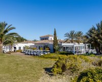 Reventa - Apartamento - Las Colinas - Las Colinas Golf