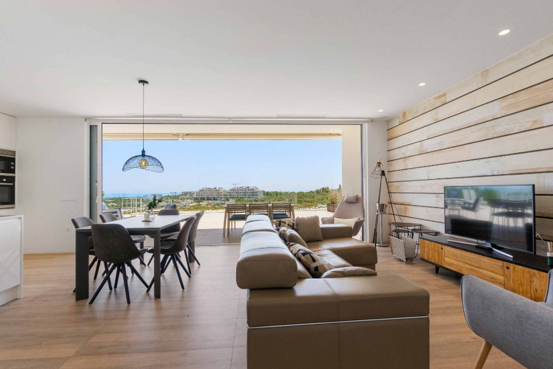 Reventa - Apartamento - Las Colinas - Las Colinas Golf