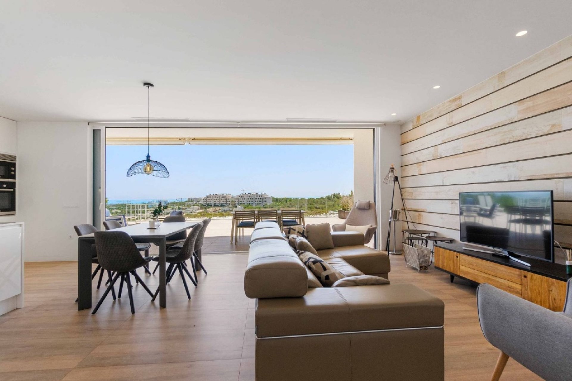 Reventa - Apartamento - Las Colinas - Las Colinas Golf