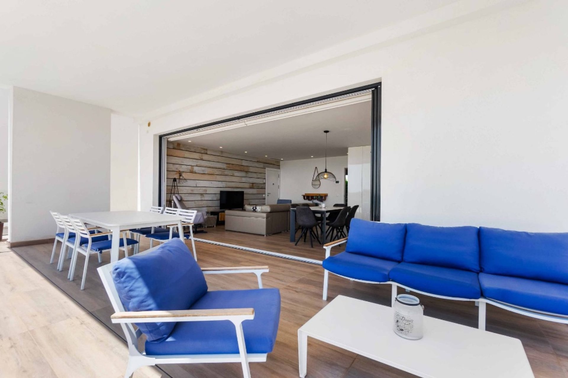 Reventa - Apartamento - Las Colinas - Las Colinas Golf