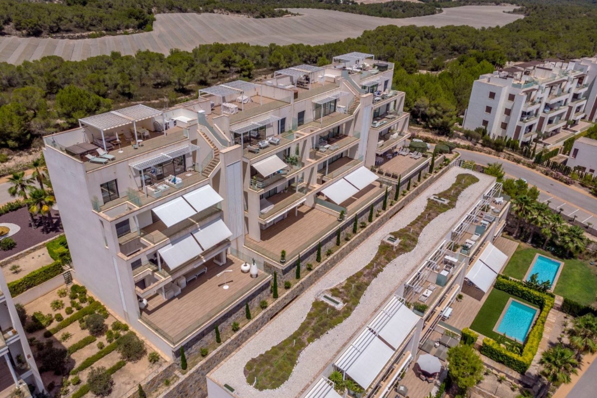 Reventa - Apartamento - Las Colinas - Las Colinas Golf