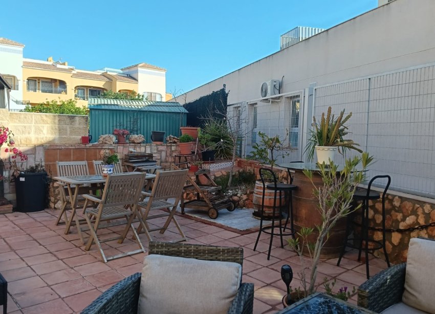 Reventa - Apartamento - Los Montesinos - La Herrada