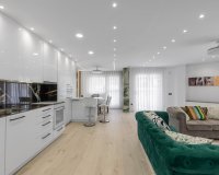 Reventa - Apartamento - Los Montesinos