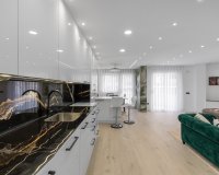 Reventa - Apartamento - Los Montesinos