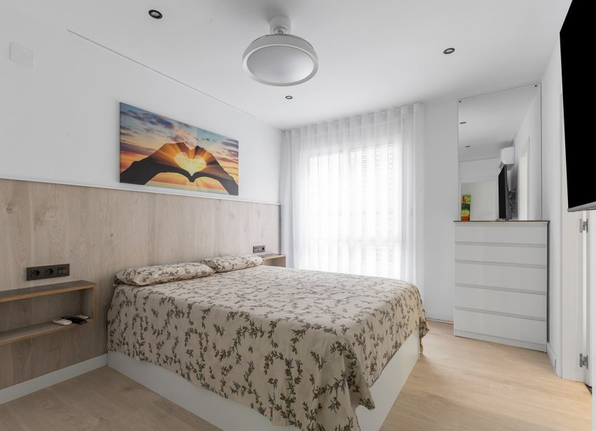 Reventa - Apartamento - Los Montesinos