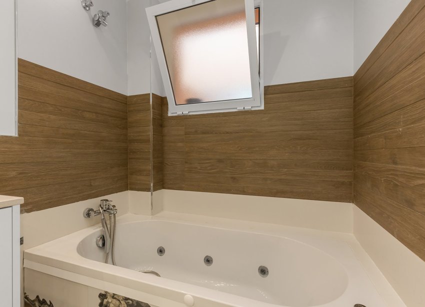 Reventa - Apartamento - Los Montesinos