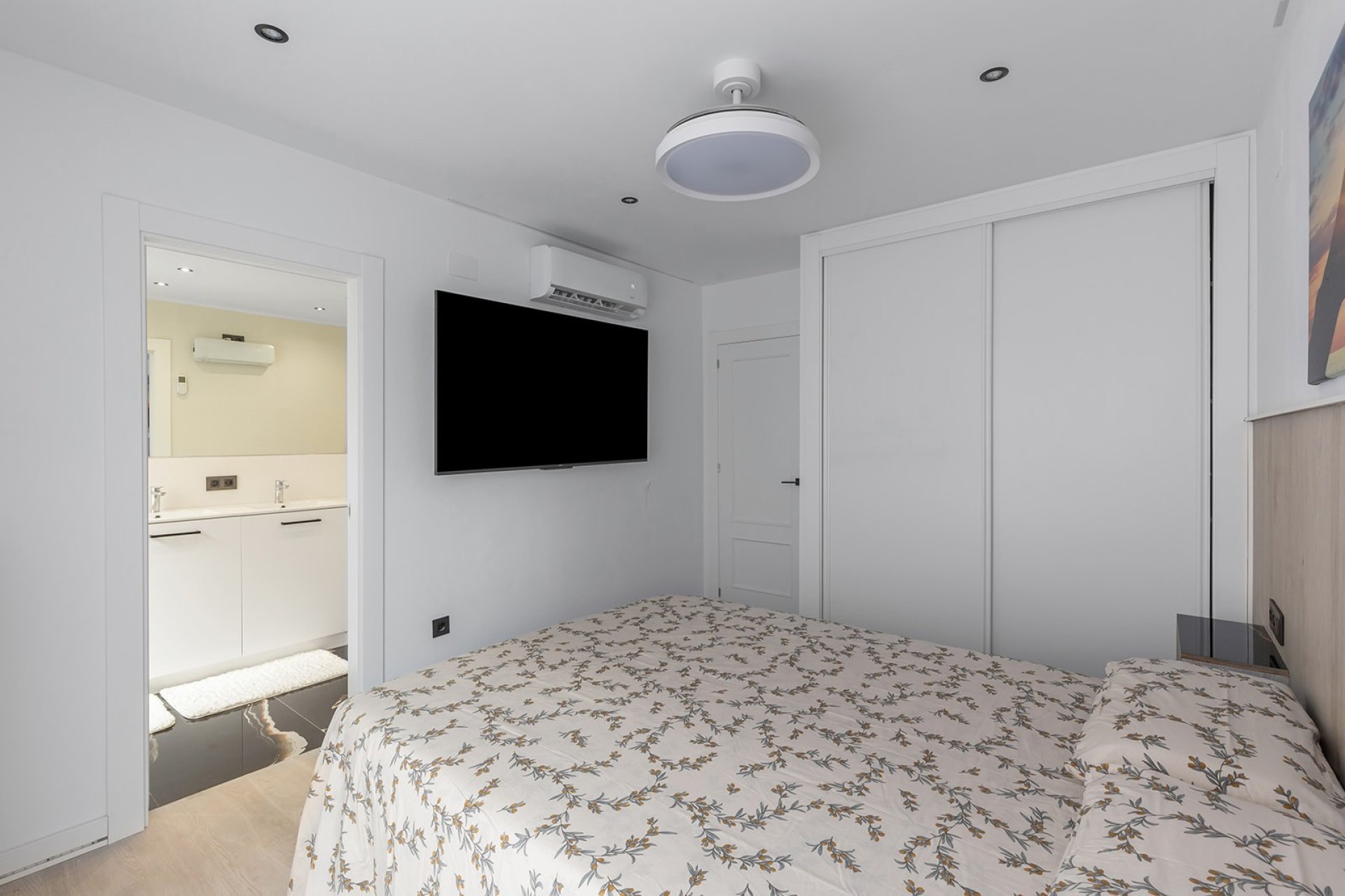 Reventa - Apartamento - Los Montesinos