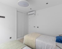 Reventa - Apartamento - Los Montesinos