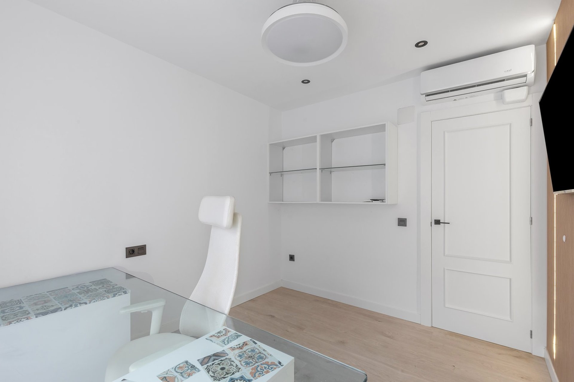 Reventa - Apartamento - Los Montesinos