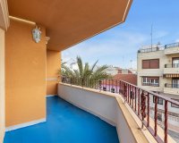 Reventa - Apartamento - Los Montesinos