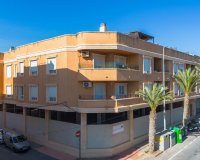 Reventa - Apartamento - Los Montesinos