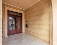 Reventa - Apartamento - Los Montesinos