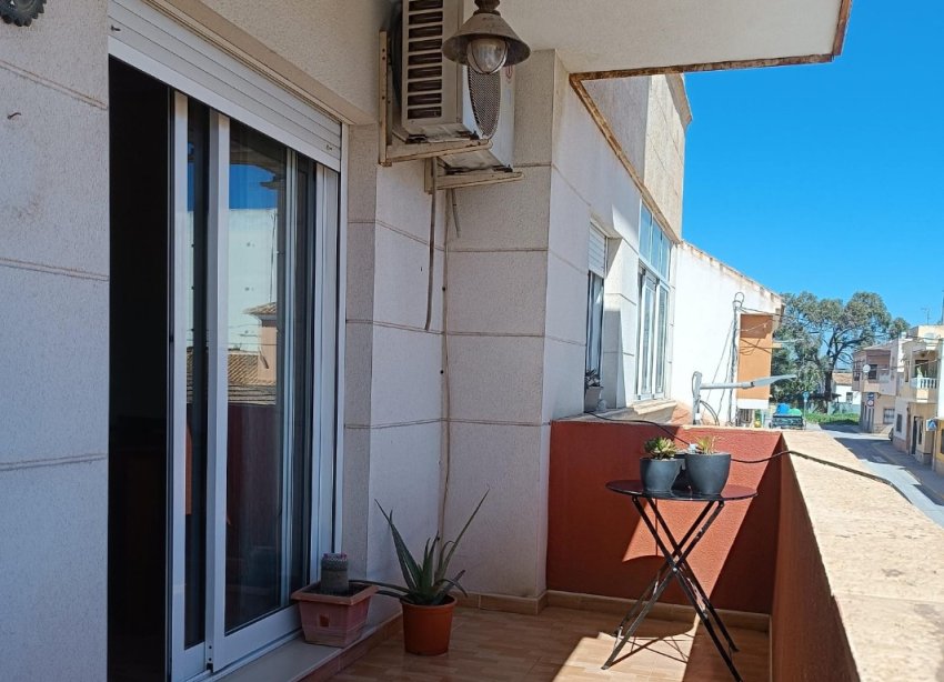 Reventa - Apartamento - Los Montesinos