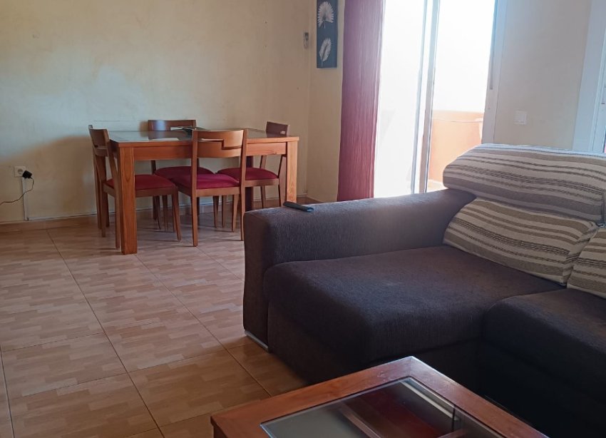 Reventa - Apartamento - Los Montesinos