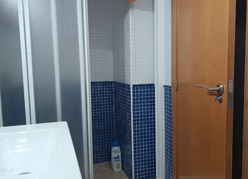 Reventa - Apartamento - Los Montesinos