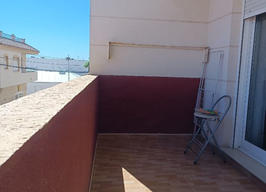 Reventa - Apartamento - Los Montesinos