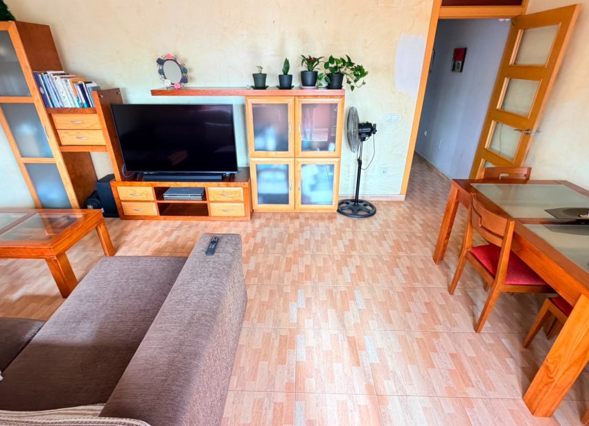 Reventa - Apartamento - Los Montesinos