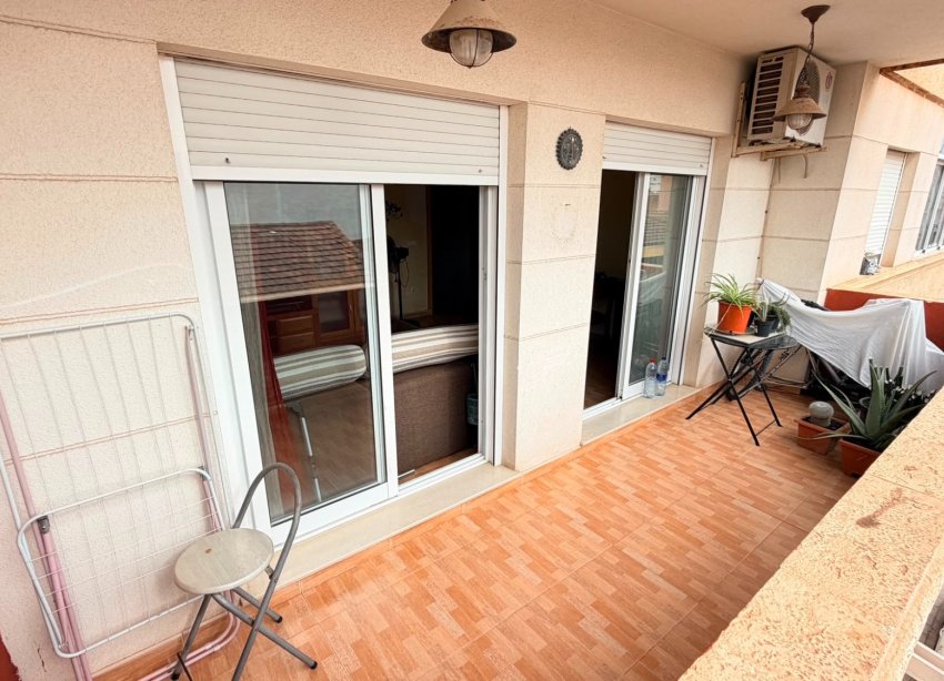 Reventa - Apartamento - Los Montesinos
