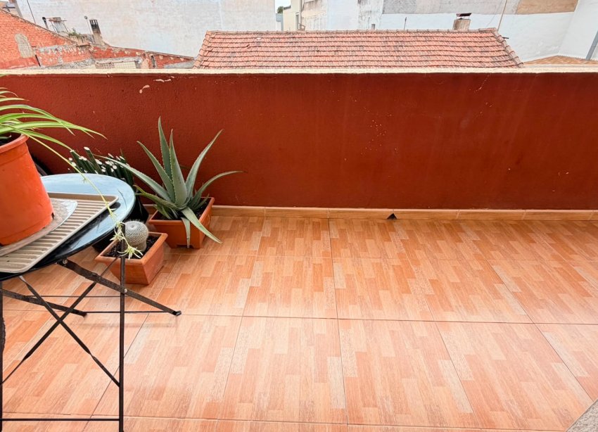 Reventa - Apartamento - Los Montesinos