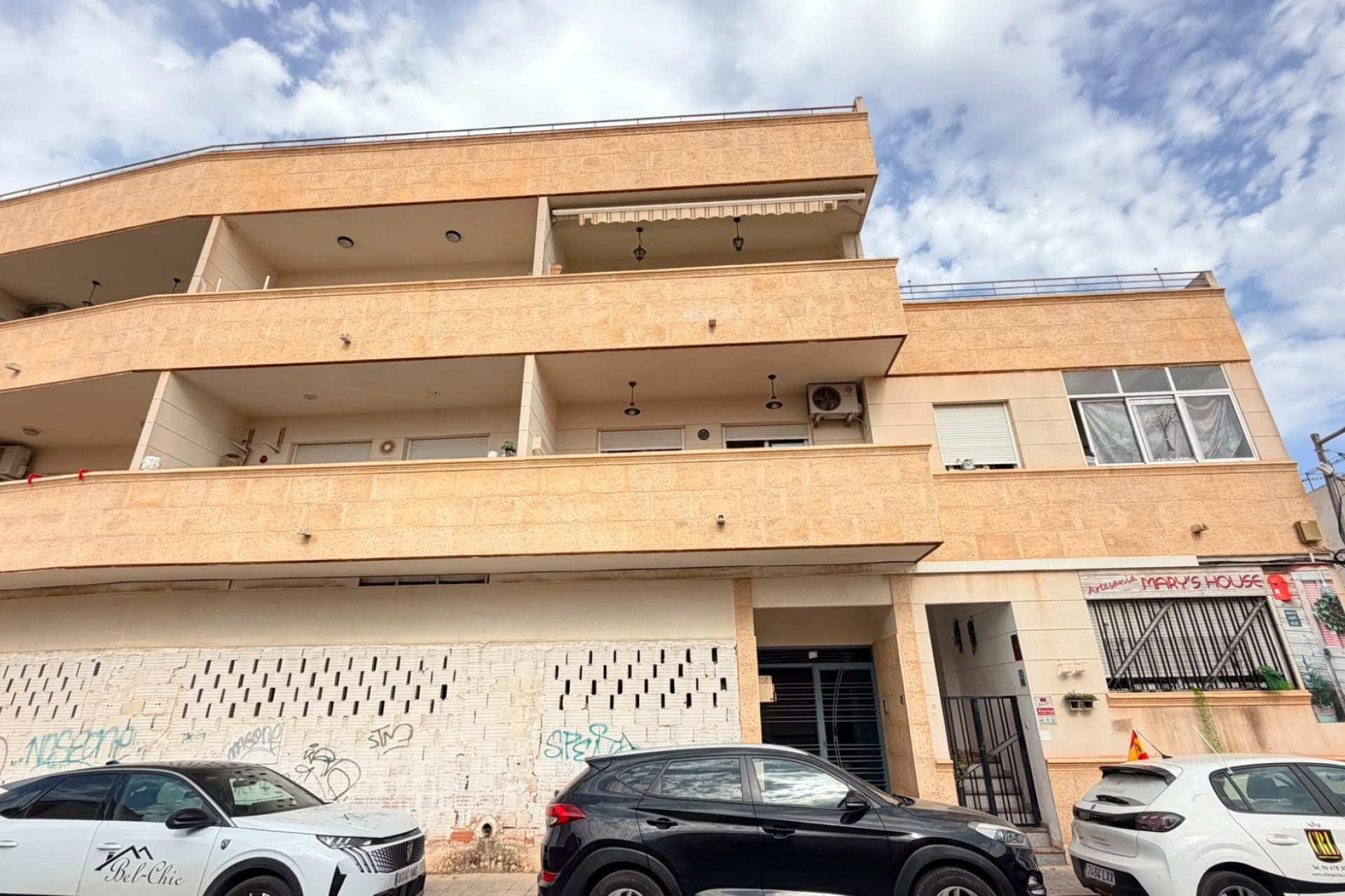 Reventa - Apartamento - Los Montesinos