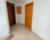 Reventa - Apartamento - Los Montesinos