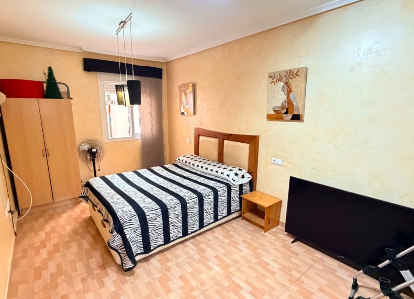 Reventa - Apartamento - Los Montesinos