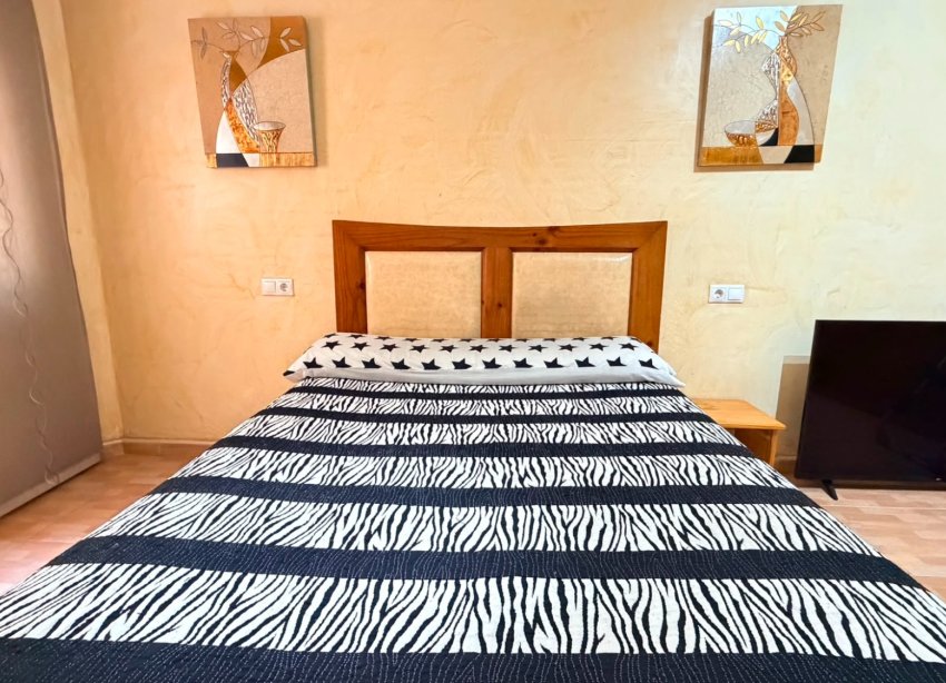 Reventa - Apartamento - Los Montesinos