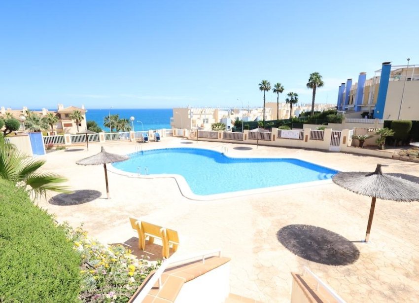 Reventa - Apartamento - Orihuela Costa - Campoamor